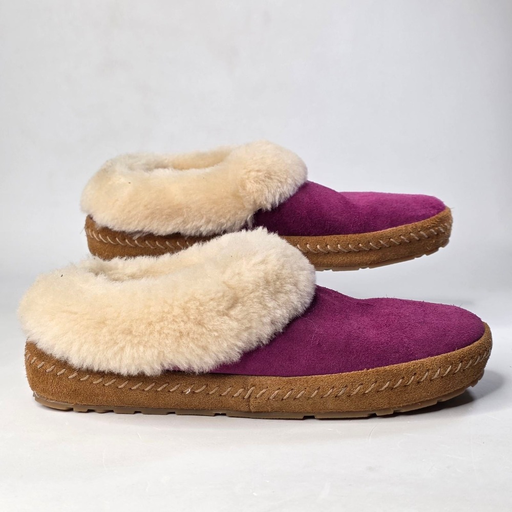 LL Bean Wicked Good Slippers Purple Suede Shearling Moccasins Slip On Women's 6
